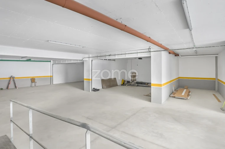 Apartamento T3 para Venda em Carcavelos e Parede Foto 33