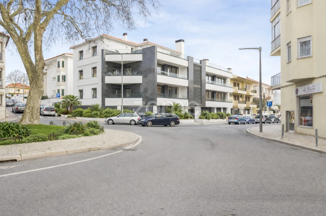 Apartamento T3 para Venda em Carcavelos e Parede Foto 37