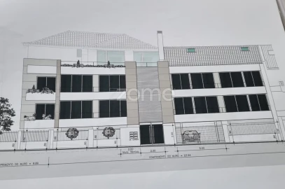 Apartamento T3 para Venda em Carcavelos e Parede