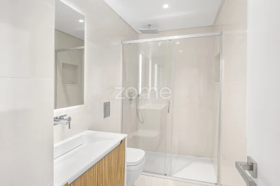Apartamento T3 para Venda em Carcavelos e Parede