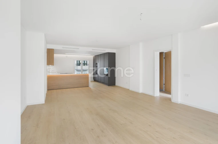 Apartamento T3 para Venda em Carcavelos e Parede Foto 12