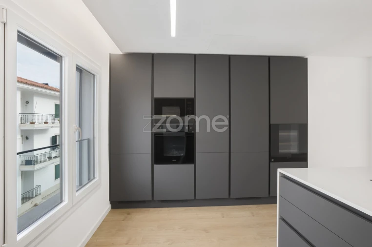 Apartamento T3 para Venda em Carcavelos e Parede Foto 6