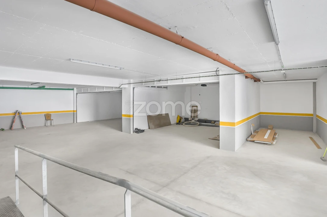 Apartamento T3 para Venda em Carcavelos e Parede Foto 35
