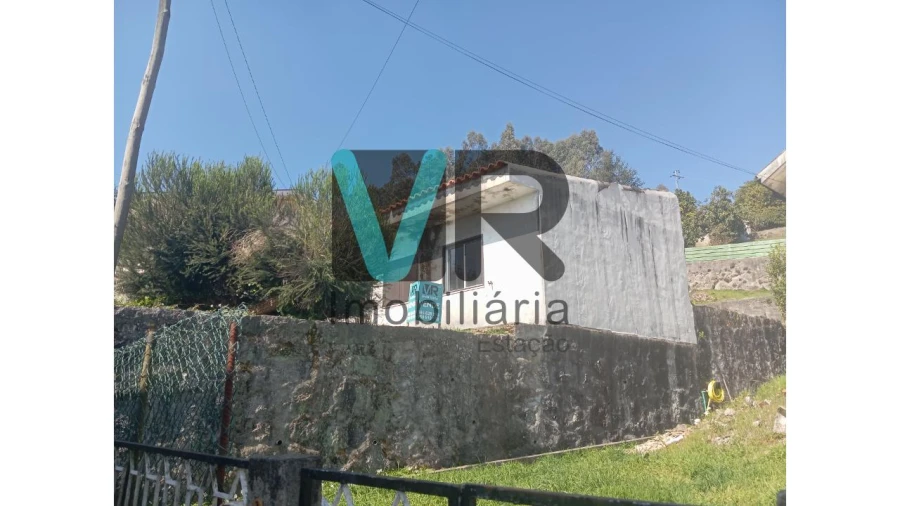 Moradia T1 para Venda em Pousada de Saramagos Foto 1