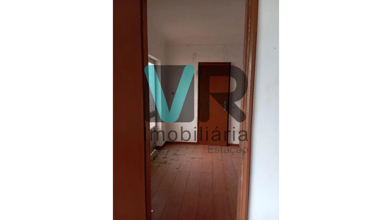 Moradia T1 para Venda em Pousada de Saramagos Foto 11