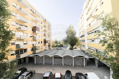 Prédio para Venda em Alvalade