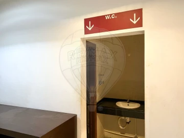 Loja para Venda em Arroios