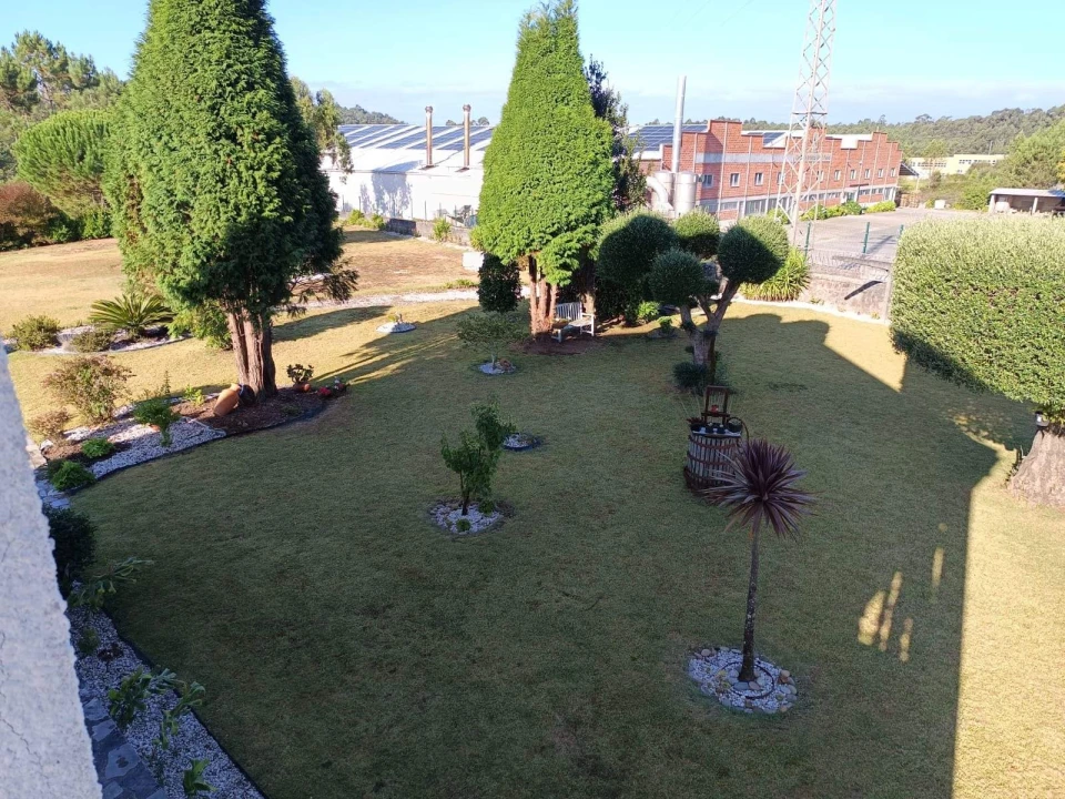 Moradia T3 para Venda em Varzea Foto 23