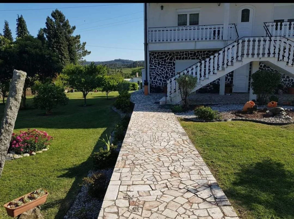 Moradia T3 para Venda em Varzea Foto 25