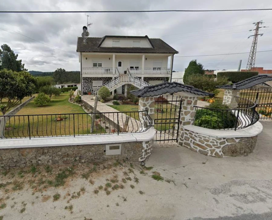 Moradia T3 para Venda em Varzea Foto 3