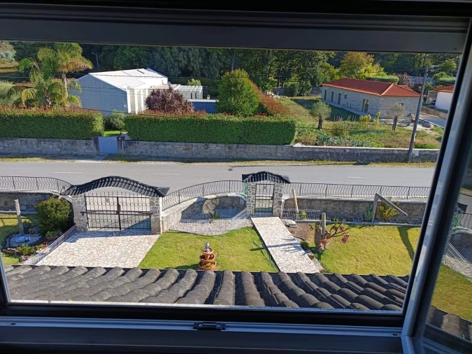 Moradia T3 para Venda em Varzea Foto 4