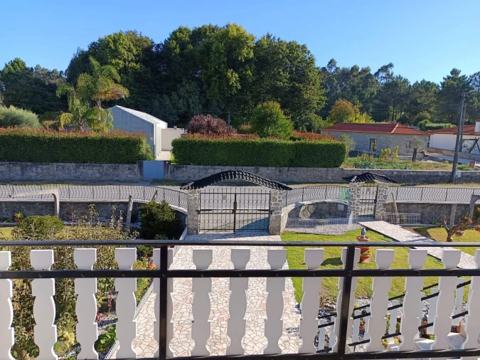 Moradia T3 para Venda em Varzea Foto 5