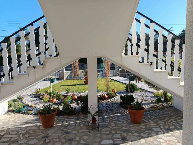 Moradia T3 para Venda em Varzea Foto 9