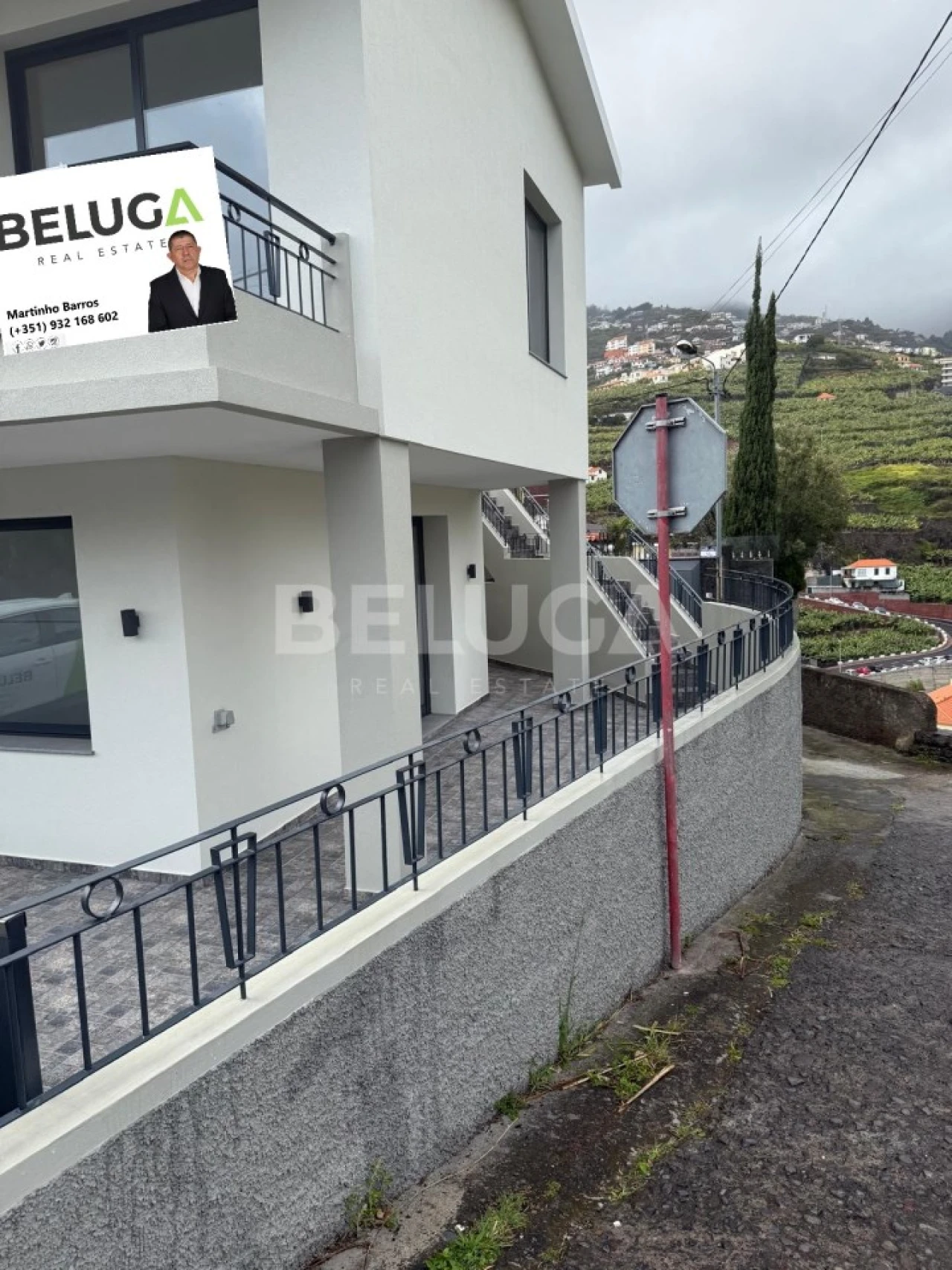 Moradia T3 para Venda em Camara de Lobos Foto 4