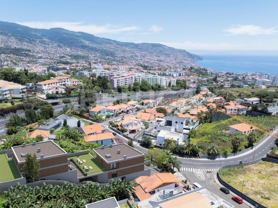 Apartamento T3 para Venda em São Martinho Foto 3