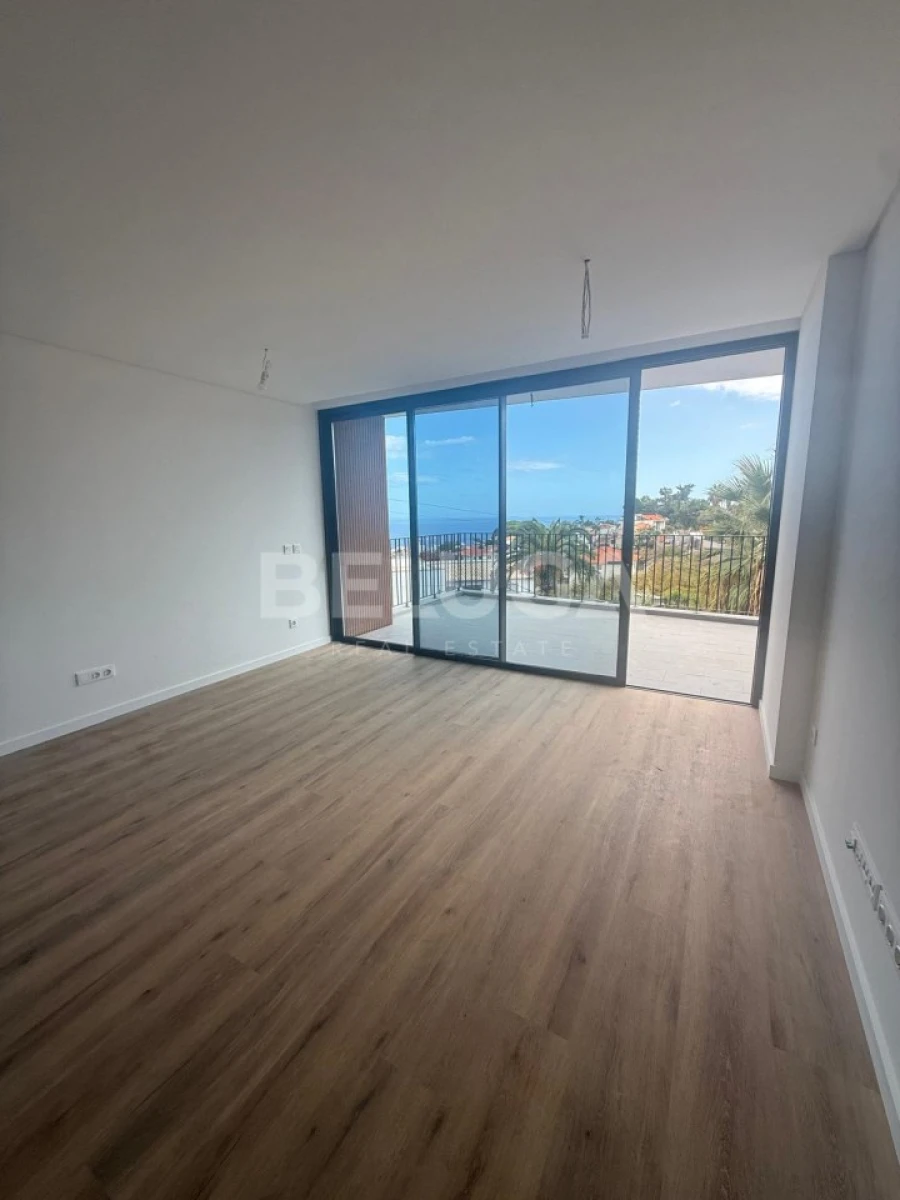 Apartamento T3 para Venda em São Martinho Foto 14