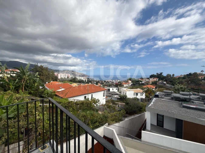 Apartamento T3 para Venda em São Martinho Foto 17