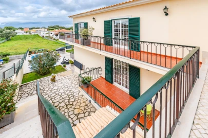 Moradia T3 para Venda em Sesimbra (Castelo)
