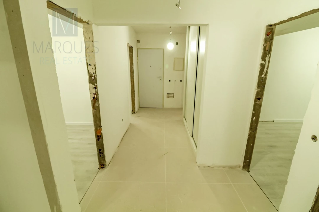 Apartamento T4 para Venda em Póvoa de Santa Iria e Forte da Casa Foto 2