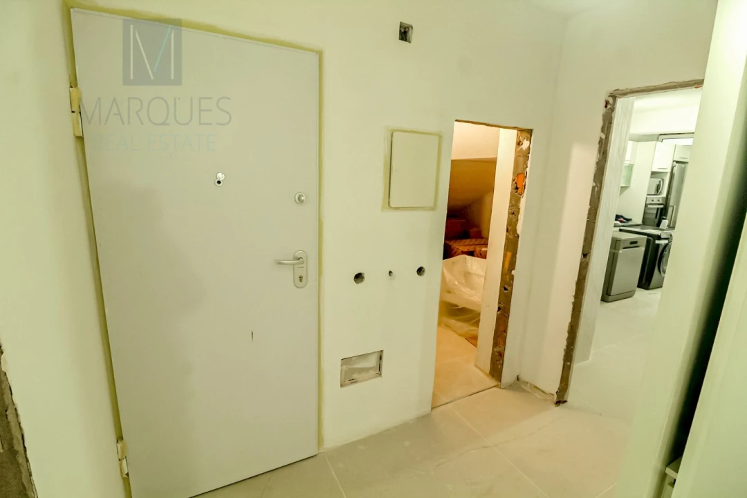 Apartamento T4 para Venda em Póvoa de Santa Iria e Forte da Casa Foto 1