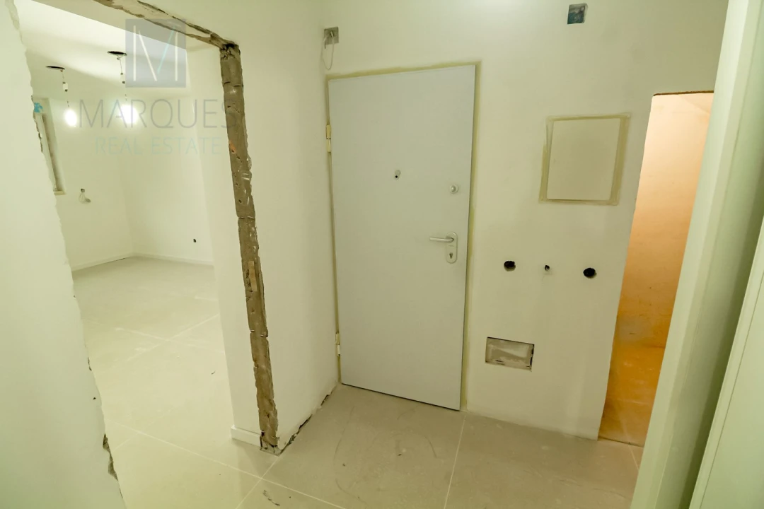 Apartamento T4 para Venda em Póvoa de Santa Iria e Forte da Casa Foto 8