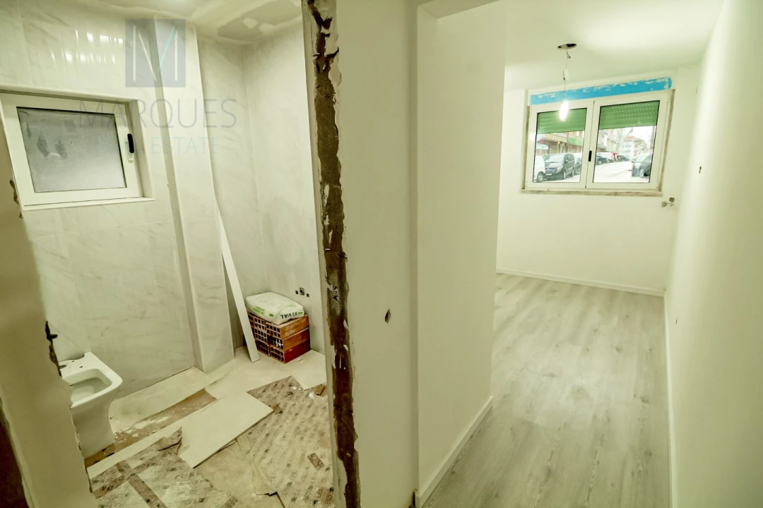 Apartamento T4 para Venda em Póvoa de Santa Iria e Forte da Casa Foto 23