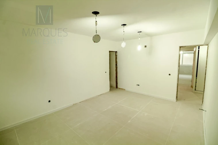 Apartamento T4 para Venda em Póvoa de Santa Iria e Forte da Casa Foto 9