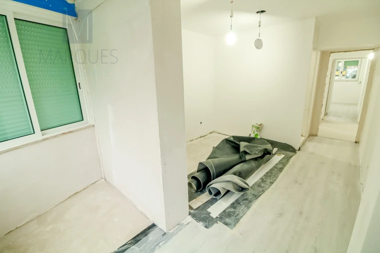 Apartamento T4 para Venda em Póvoa de Santa Iria e Forte da Casa Foto 21