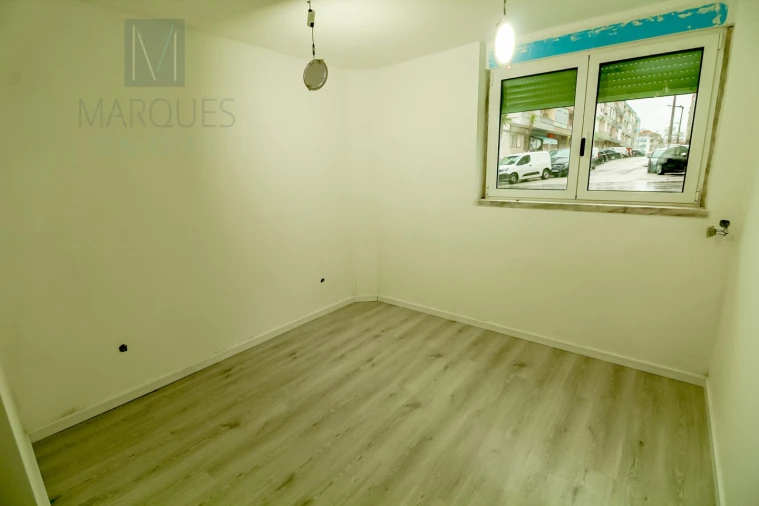 Apartamento T4 para Venda em Póvoa de Santa Iria e Forte da Casa Foto 25