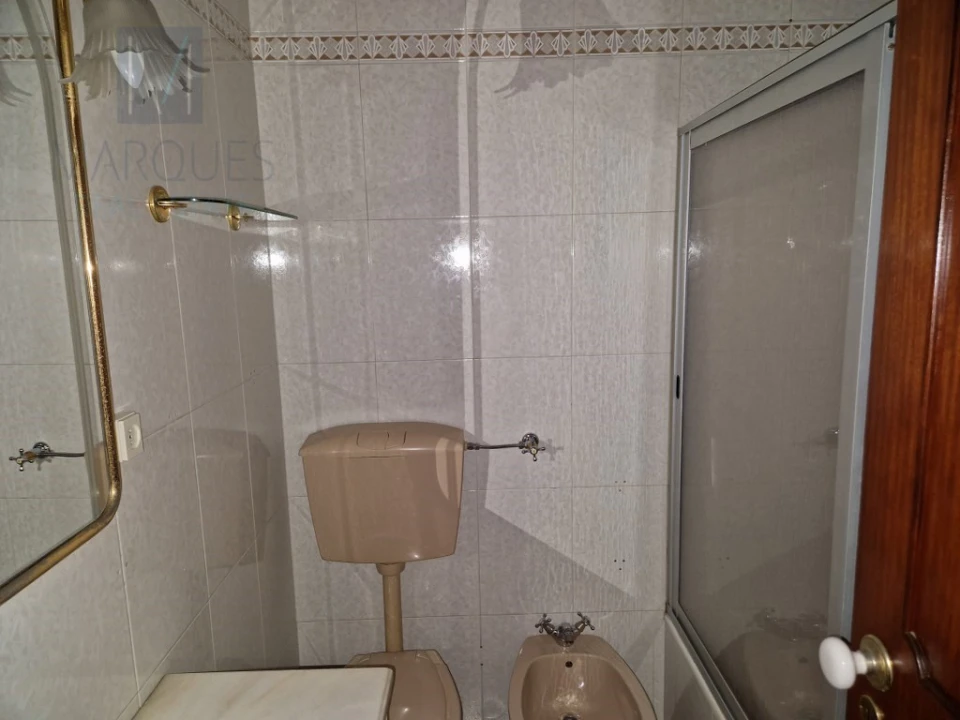 Apartamento T3 para Venda em Pontinha e Famões Foto 10