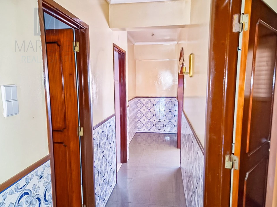 Apartamento T3 para Venda em Pontinha e Famões Foto 8