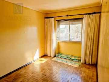 Apartamento T3 para Venda em Pontinha e Famões