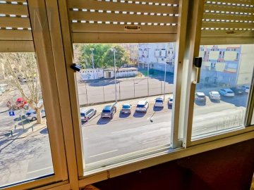 Apartamento T3 para Venda em Pontinha e Famões
