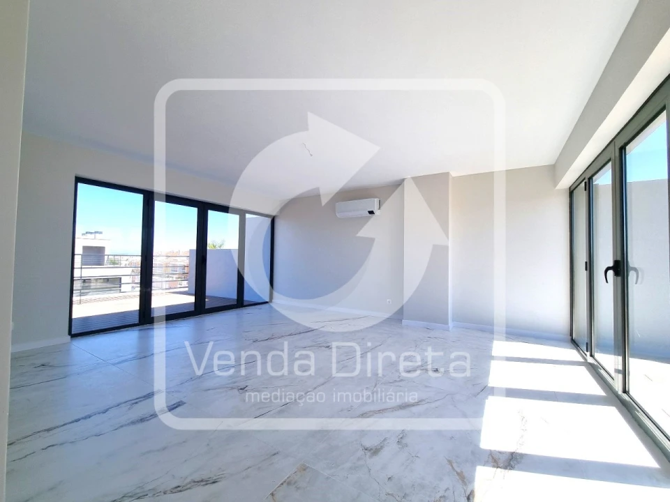 Moradia T4 para Venda em Alcochete Foto 6