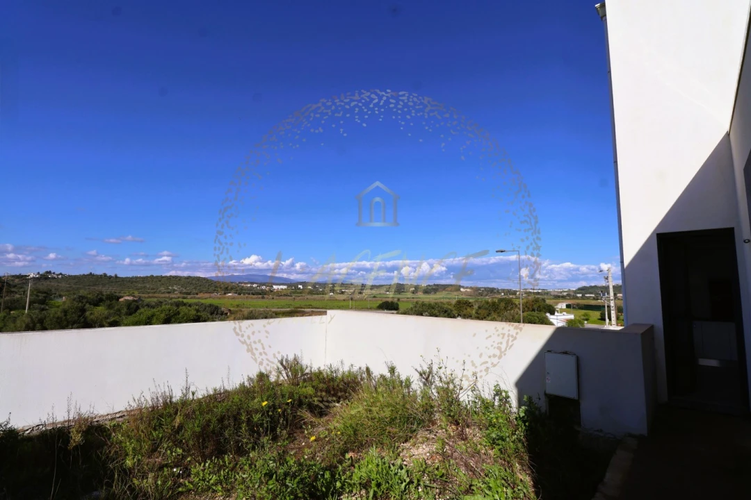 Moradia T4 para Venda em Lagos (São Sebastião e Santa Maria) Foto 40