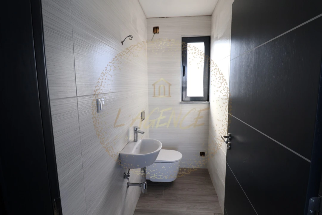 Moradia T4 para Venda em Lagos (São Sebastião e Santa Maria) Foto 22