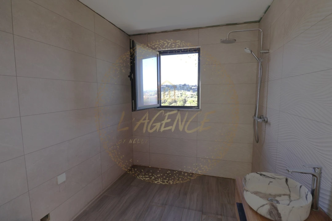 Moradia T4 para Venda em Lagos (São Sebastião e Santa Maria) Foto 26