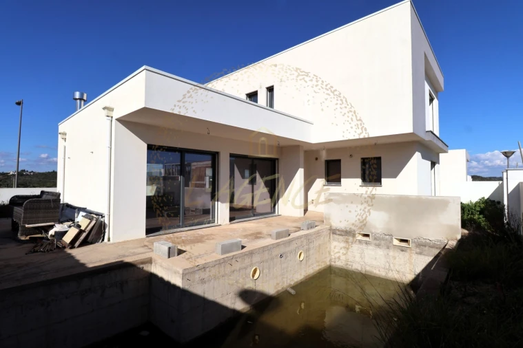 Moradia T4 para Venda em Lagos (São Sebastião e Santa Maria) Foto 41