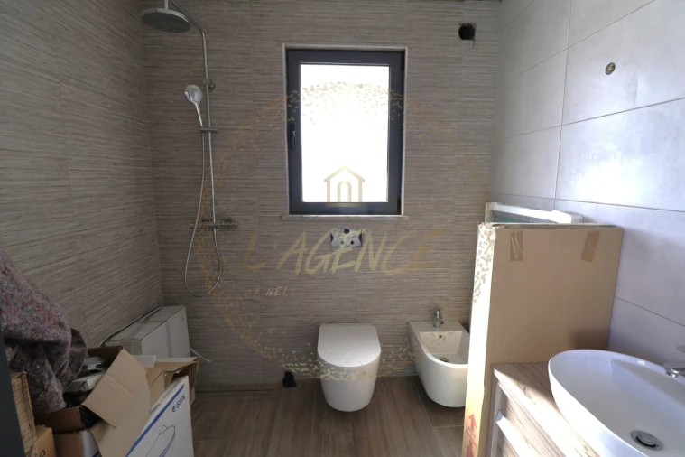 Moradia T4 para Venda em Lagos (São Sebastião e Santa Maria) Foto 17