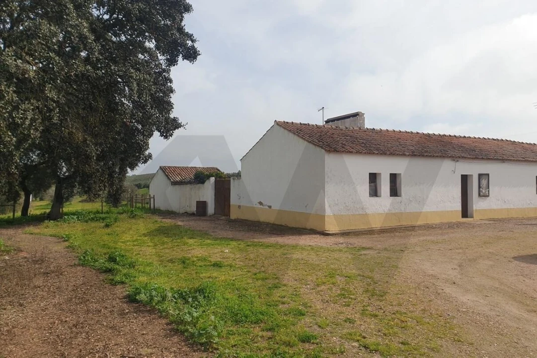 Moradia T3 para Venda em Pias Foto 2