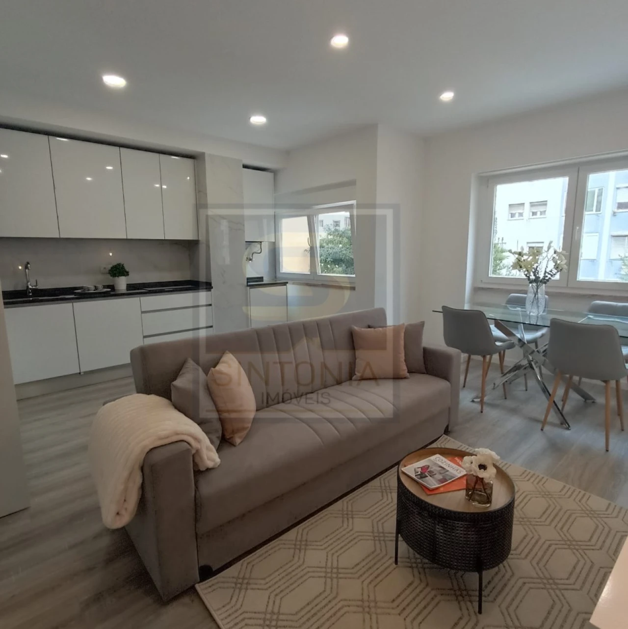 Apartamento T3 para Venda em São Vicente Foto 18