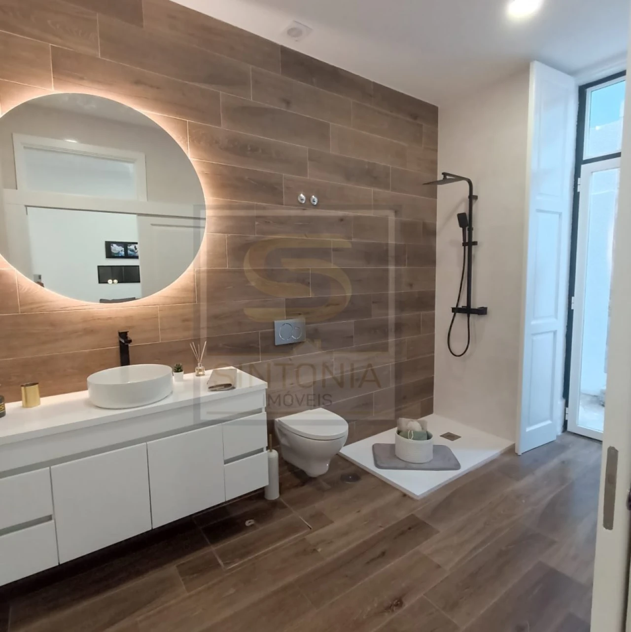 Apartamento T2 para Venda em São Vicente Foto 4