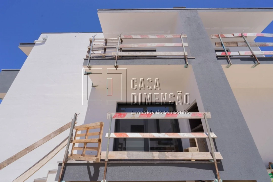 Moradia T4 para Venda em Charneca de Caparica e Sobreda Foto 39