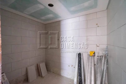 Moradia T4 para Venda em Charneca de Caparica e Sobreda
