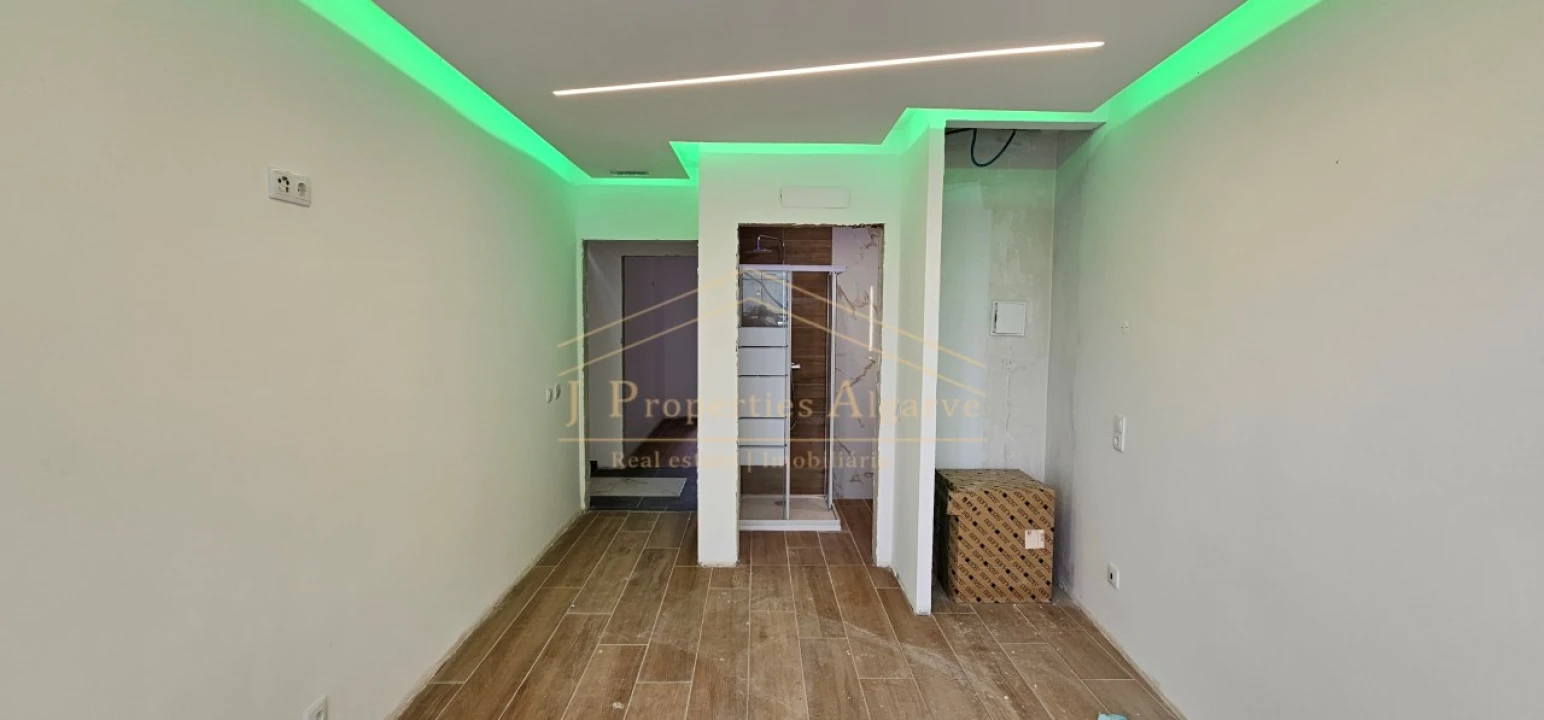 Prédio para Venda em Faro (Sé e São Pedro) Foto 17