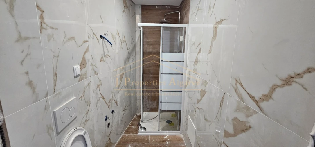 Prédio para Venda em Faro (Sé e São Pedro) Foto 13