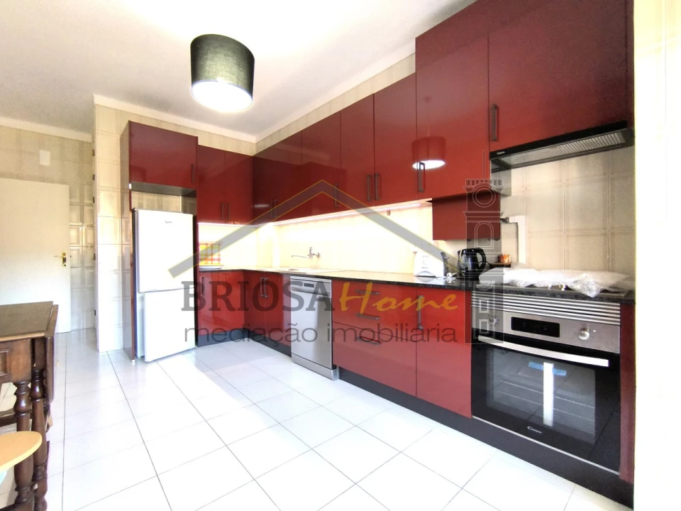 Apartamento T3 para Venda em Buarcos Foto 8
