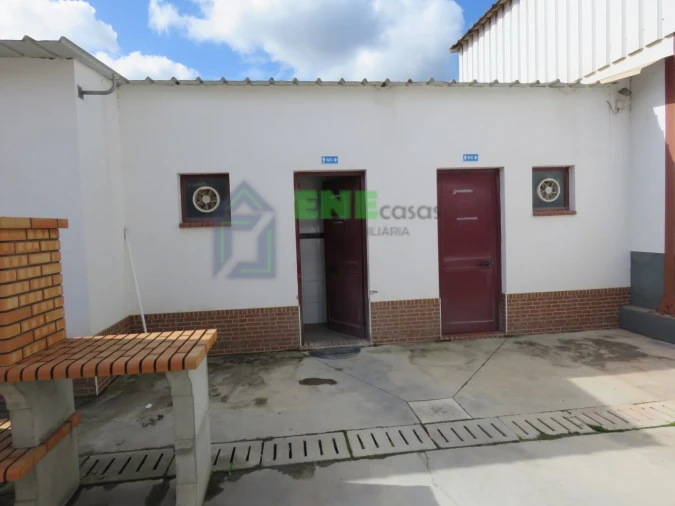 Armazém para Venda em Maxial e Monte Redondo Foto 4