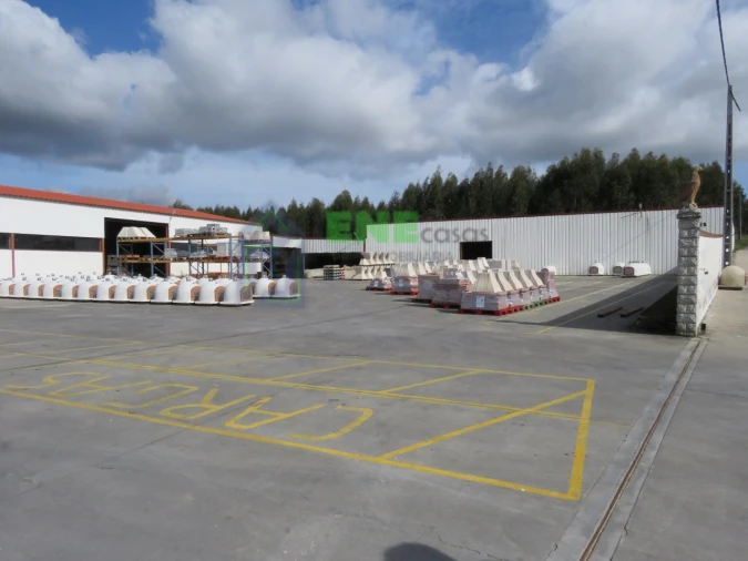 Armazém para Venda em Maxial e Monte Redondo Foto 6