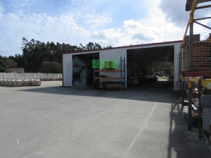 Armazém para Venda em Maxial e Monte Redondo Foto 10